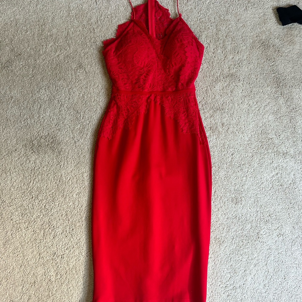 Hello Molly Red Lace Midi Dress - Picture 2 of 4